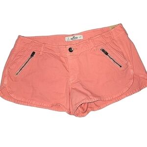 NWOT Low- Rise Twill Hollister Shorts Size 5/27